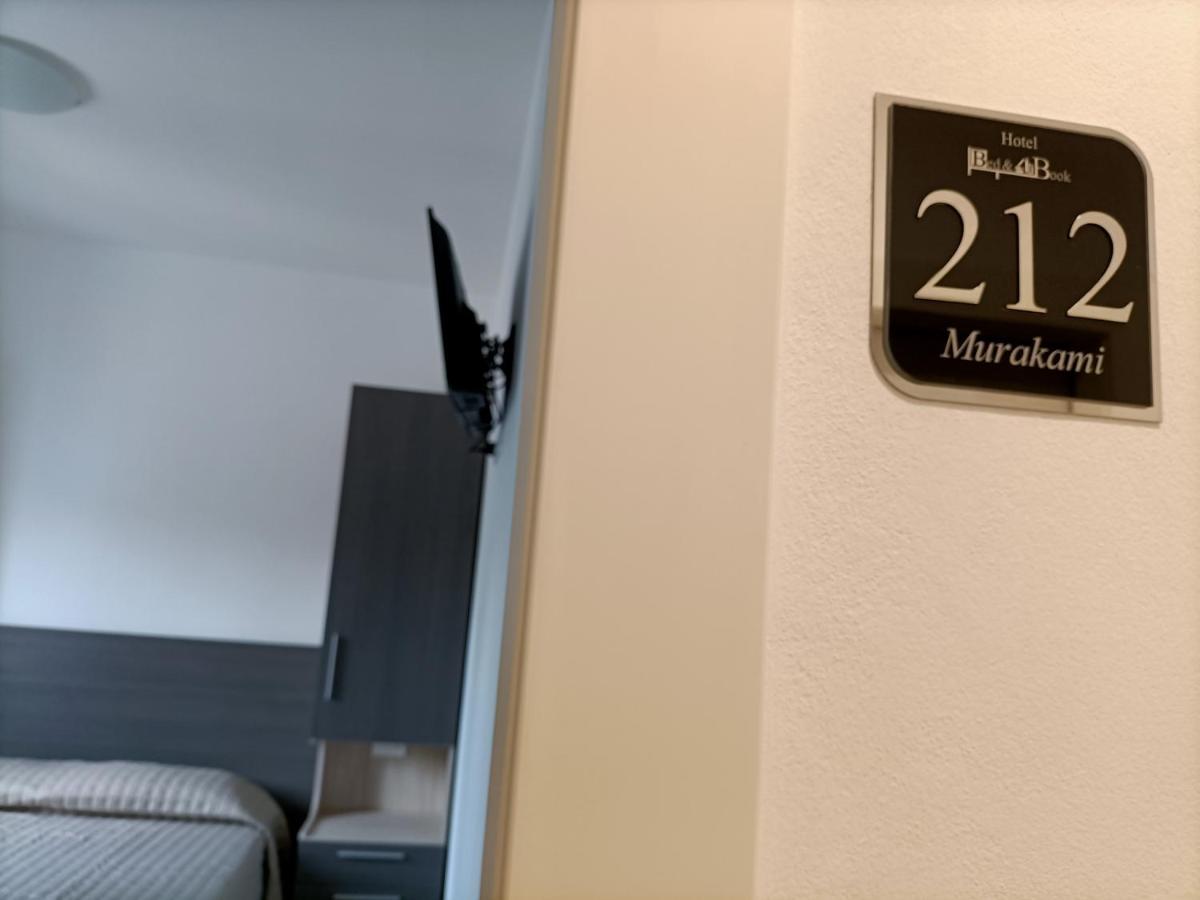 Hotel Bed & Book 里米尼 外观 照片
