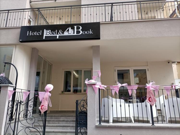 Hotel Bed & Book 里米尼 外观 照片