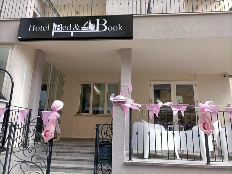 Hotel Bed & Book 里米尼 外观 照片